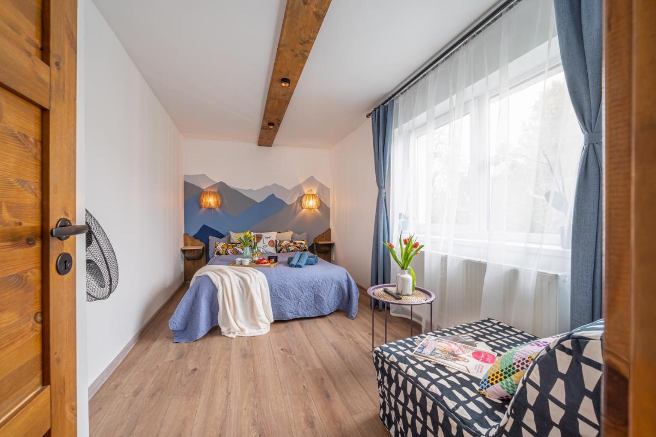 Family Garden Apartments With Free Private Parking & Playground Riga Exterior photo