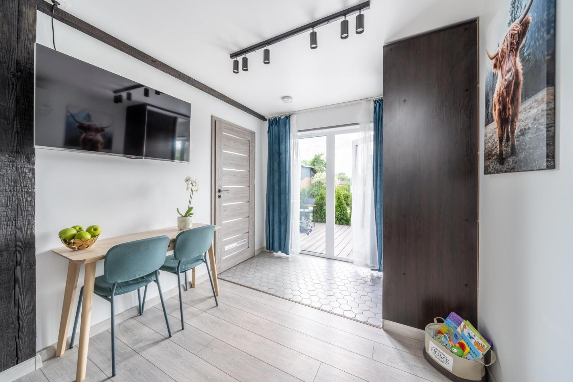 Family Garden Apartments With Free Private Parking & Playground Riga Exterior photo