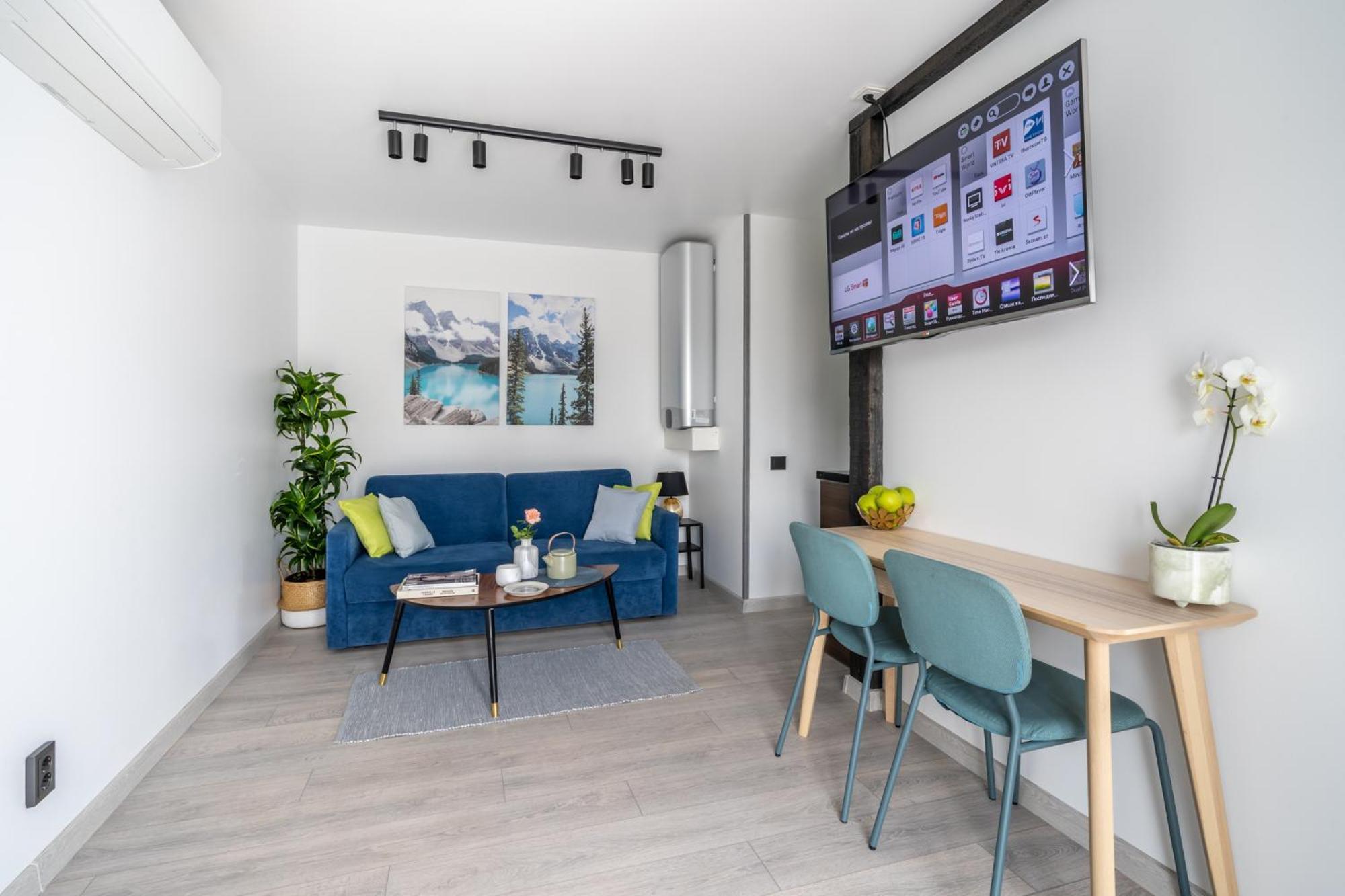 Family Garden Apartments With Free Private Parking & Playground Riga Exterior photo